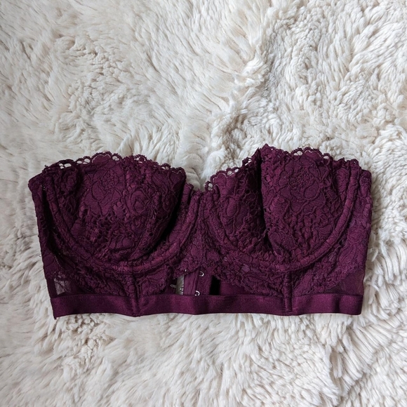 2/$25 Victoria's Secret Strapless Bra - Picture 1 of 4
